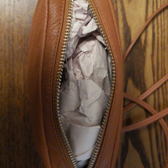 ⭐SALE⭐ Baggu Mini Leather Crossbody Purse - Cognac - Picture 3 of 3